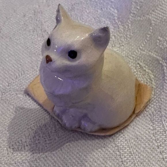Hagen-Renaker Micro Ceramic White Cat Figurine 1981 COLLECTIBLE HARD TO FIND. - Picture 6 of 12